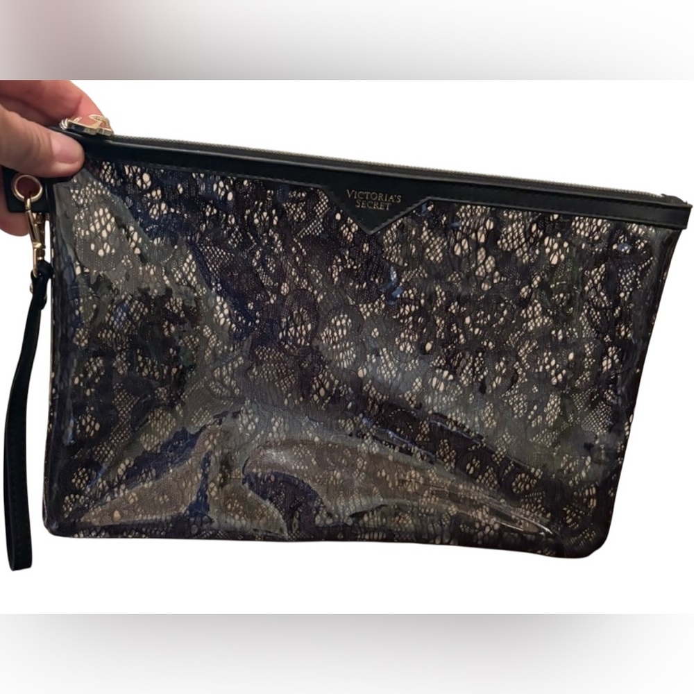 VICTORIA'S SECRET LARGE MAKE-UP COSMETIC BAG CLEAR BLACK LACE WRISTLET